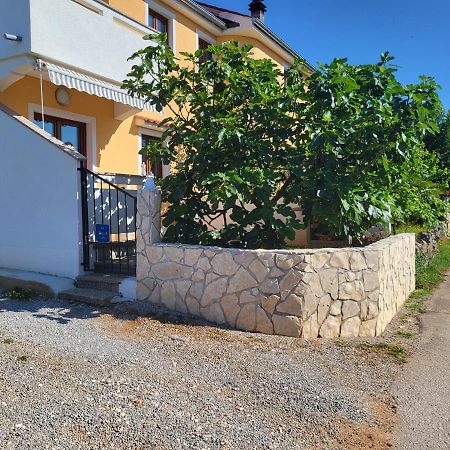 Apartment Luna Malinska Bagian luar foto