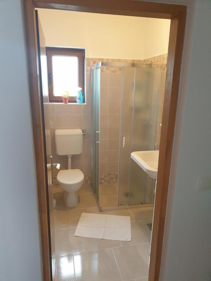 Apartment Luna Malinska Bagian luar foto